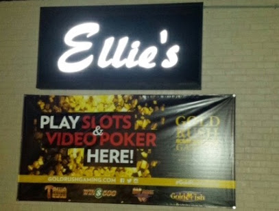 Ellie's Gaming Cafe en Sterling